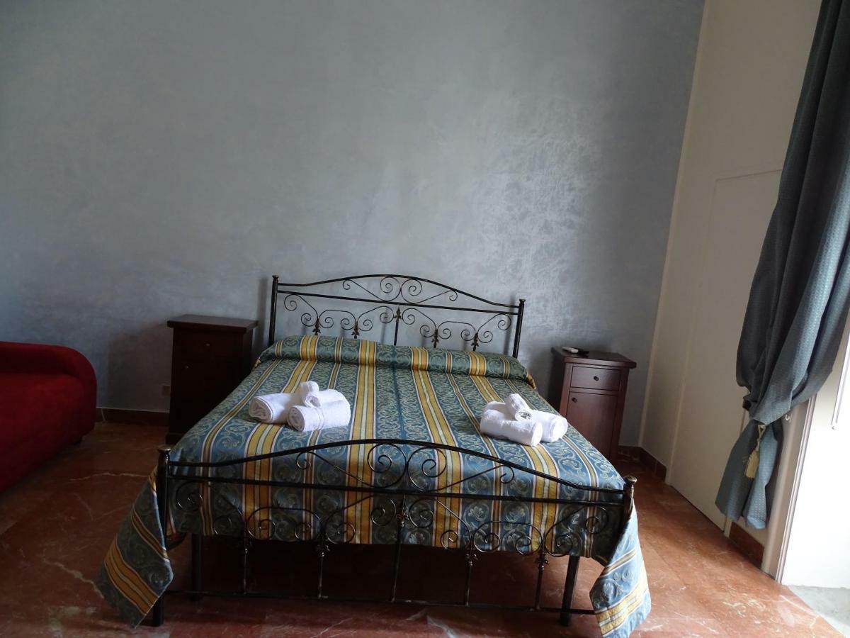 بارابيتا B&B New Antico Palazzo المظهر الخارجي الصورة