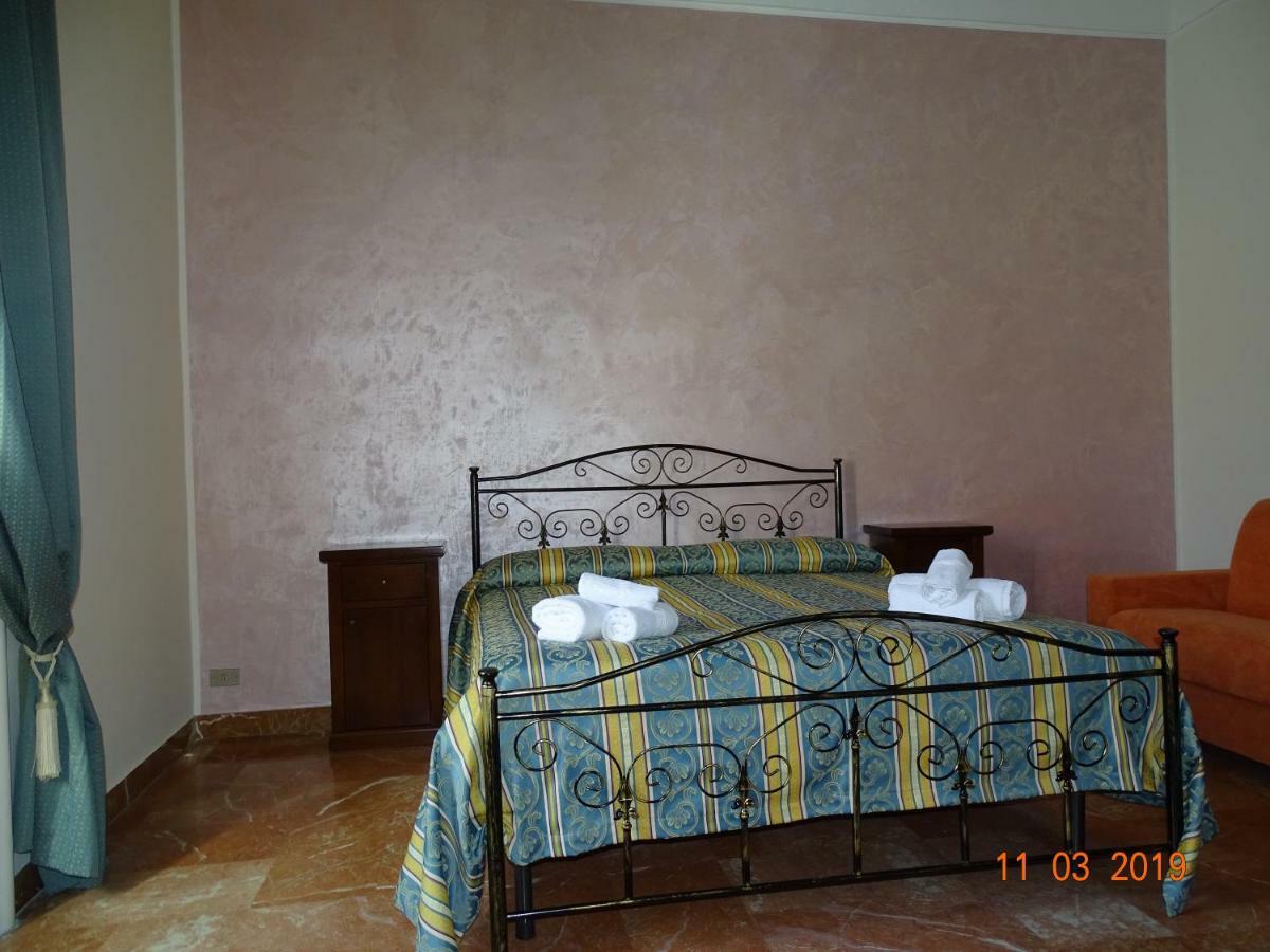 بارابيتا B&B New Antico Palazzo المظهر الخارجي الصورة